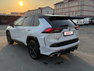 2021 Toyota RAV4 V (XA50), белый, 3600000 рублей, вид 5