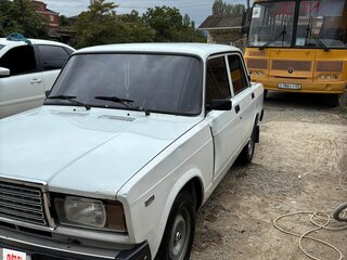 2011 Lada (ВАЗ) 2107, белый, 110000 рублей, вид 1