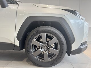 2026 Toyota RAV4 VI (XA60), белый, 5000000 рублей, вид 3