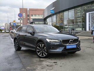 2023 Volvo V60 Cross Country II, синий, 6250000 рублей, вид 3