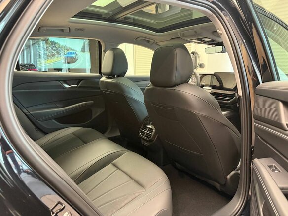 2026 Volkswagen Passat (North America and China) Pro I, чёрный, 4320000 рублей - вид 10
