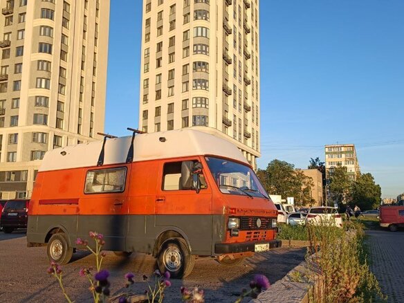 1991 Volkswagen LT, оранжевый, 480000 рублей - вид 1