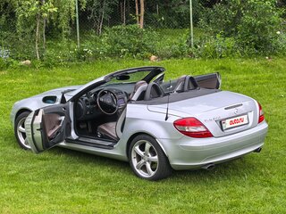 2004 Mercedes-Benz SLK-Класс 350 II (R171), серебристый, 2000000 рублей, вид 3