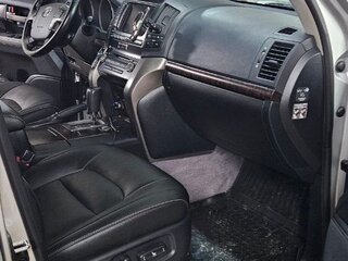 2011 Toyota Land Cruiser 200 Series, серебристый, 3250000 рублей, вид 4