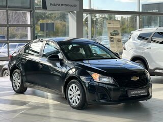 2013 Chevrolet Cruze I Рестайлинг, чёрный, 895000 рублей, вид 1