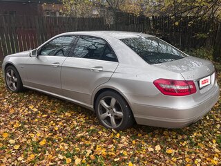 2009 Mercedes-Benz E-Класс 250 5G-Tronic IV (W212, S212, C207), серебристый, 1300000 рублей, вид 5