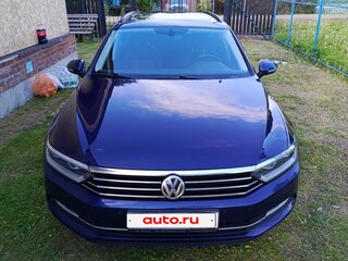 2018 Volkswagen Passat DSG7 B8, синий, 1850000 рублей, вид 1