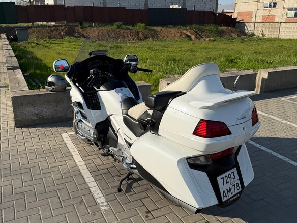 2014 Honda GL 1800 Gold Wing, белый, 1650000 рублей - вид 5