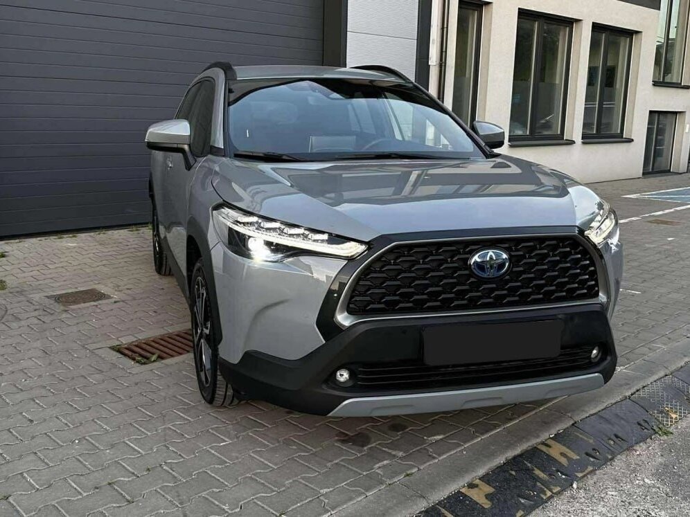 Открыть фотографии: Toyota Corolla Cross I