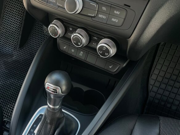 2014 Audi A1 I (8X), белый, 1180000 рублей - вид 12