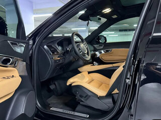 2024 Volvo XC90 II Рестайлинг 1, чёрный, 6490000 рублей, вид 4