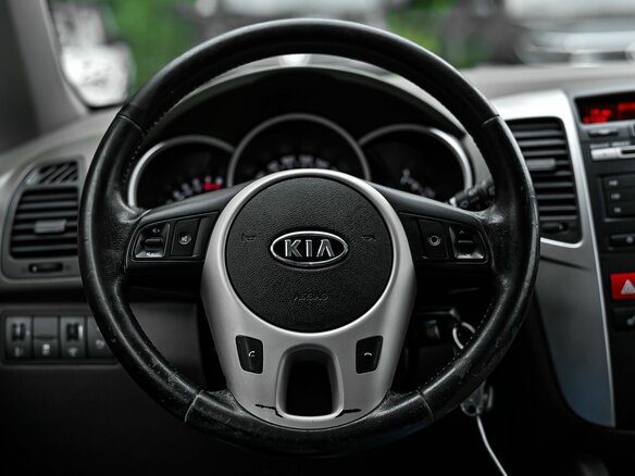 2012 Kia Venga I, чёрный - вид 5