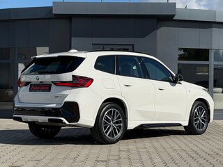 2022 BMW X1 18i sDrive III (U11/U12), белый, 3845000 рублей, вид 4