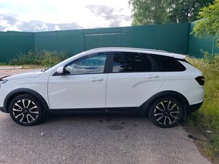 2025 Lada (ВАЗ) Vesta SW Cross I Рестайлинг (NG), белый, 1575000 рублей, вид 3