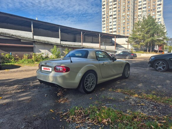 2011 Mazda MX-5 Hard Top III (NC) Рестайлинг, бежевый, 2050000 рублей - вид 5