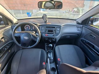 2010 Kia Rio II Рестайлинг, бежевый, 570000 рублей, вид 5