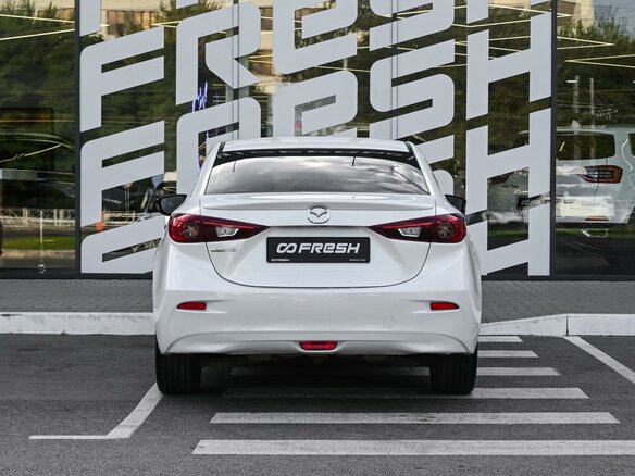 2014 Mazda 3 III (BM), белый, 1449000 рублей - вид 3