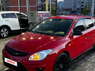 2010 Hyundai i30 I Рестайлинг, красный, 600000 рублей, вид 1