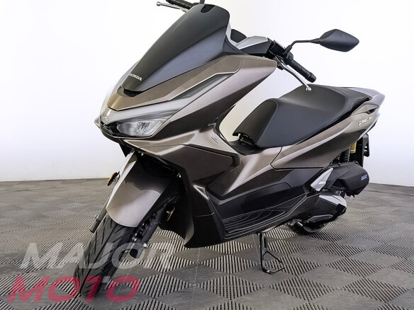 2026 Honda PCX 160, коричневый, 499900 рублей - вид 5
