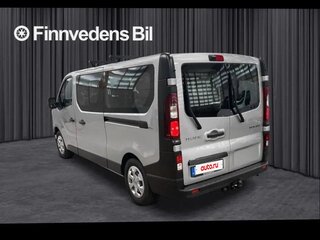 2023 Renault Trafic L2 III Рестайлинг, серебристый, 4342000 рублей, вид 2