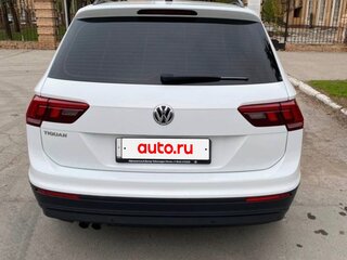 2020 Volkswagen Tiguan II, белый, 2420000 рублей, вид 3