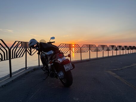 2001 Yamaha V-Max 1200, серебристый, 500000 рублей, вид 3