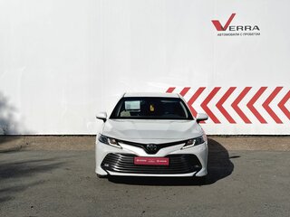 2019 Toyota Camry VIII (XV70), белый, 2870000 рублей, вид 5