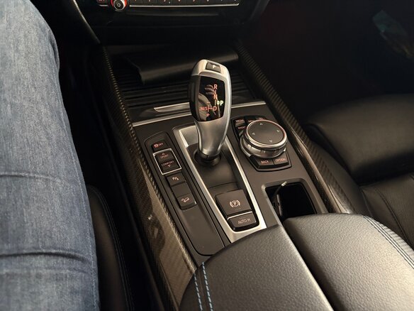 2015 BMW X5 25d III (F15), чёрный, 2800000 рублей - вид 21