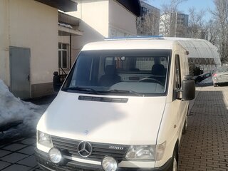 1995 Mercedes-Benz Sprinter, белый, 999999 рублей, вид 1