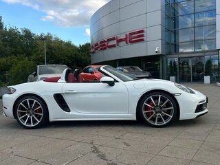 2022 Porsche Boxster S IV 718 (982), белый, 9900000 рублей, вид 3