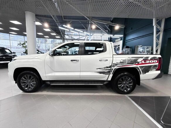2026 Mitsubishi L200 VI, белый, 5299000 рублей - вид 3
