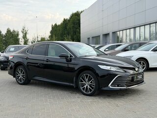 2022 Toyota Camry VIII (XV70) Рестайлинг, чёрный, 3450000 рублей, вид 3