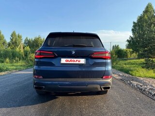 2021 BMW X5 25d IV (G05/G18), синий, 6300000 рублей, вид 2