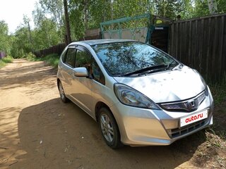 2011 Honda Fit II, серебристый, 870000 рублей, вид 3