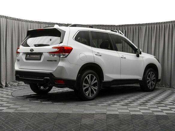 2019 Subaru Forester V, белый, 3110000 рублей - вид 4