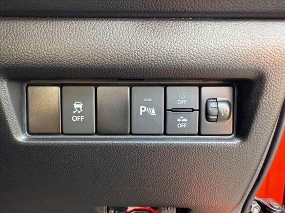2022 Suzuki Swift V Рестайлинг, оранжевый, 750325 рублей - вид 15