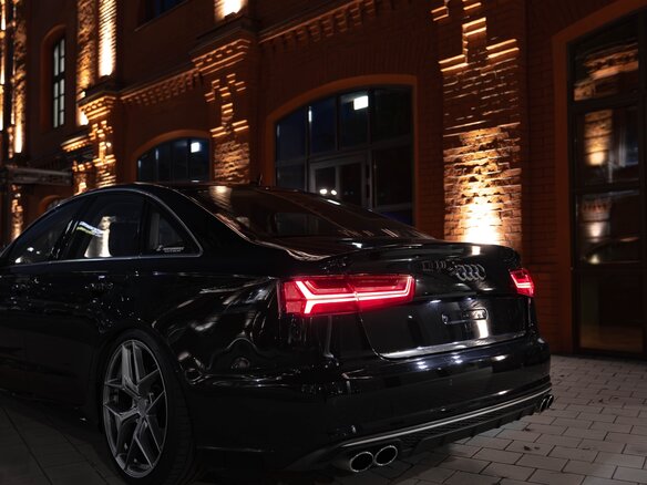 2016 Audi A6 IV (C7) Рестайлинг, чёрный, 2350000 рублей - вид 10