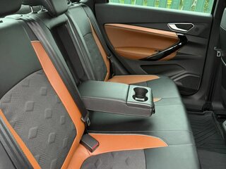2025 Lada (ВАЗ) Vesta Cross I Рестайлинг (NG), серый, 1850000 рублей, вид 5