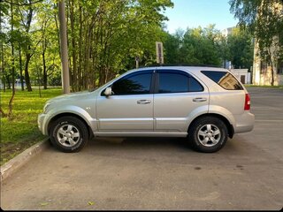 2007 Kia Sorento I Рестайлинг, серебристый, 775000 рублей, вид 3