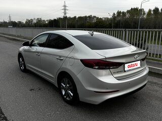 2017 Hyundai Elantra VI (AD), серый, 1350000 рублей, вид 4