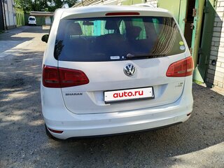 2011 Volkswagen Sharan II, белый, 1090000 рублей, вид 4