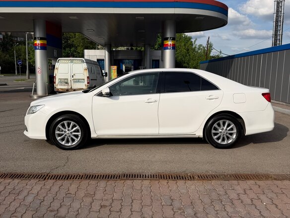 2014 Toyota Camry VII (XV50), белый, 1300000 рублей - вид 10