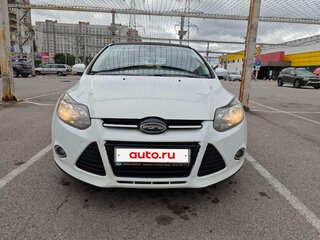 2014 Ford Focus III, белый, 730000 рублей, вид 3