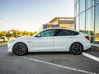2012 BMW 5 серии Gran Turismo 530d xDrive VI (F10/F11/F07), белый, 1999000 рублей, вид 4