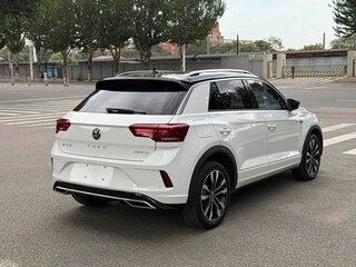 2023 Volkswagen T-Roc I (China Market), белый, 1650000 рублей, вид 4