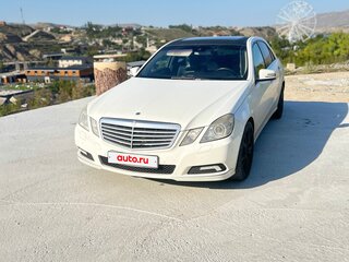 2009 Mercedes-Benz E-Класс 350 IV (W212, S212, C207), белый, 1350000 рублей, вид 3
