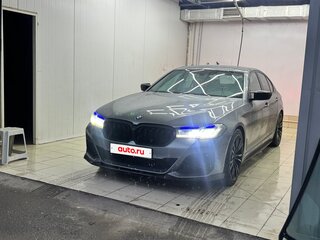 2017 BMW 5 серии 520i VII (G30/G31/G38), серый, 3000000 рублей, вид 4