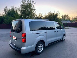 2019 Peugeot Traveller Long I, серебристый, 2350000 рублей, вид 4