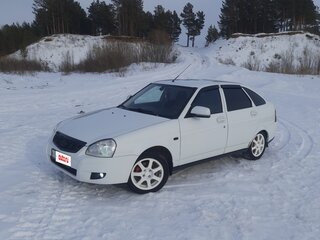 2014 Lada (ВАЗ) Priora I Рестайлинг, белый, 600000 рублей, вид 2
