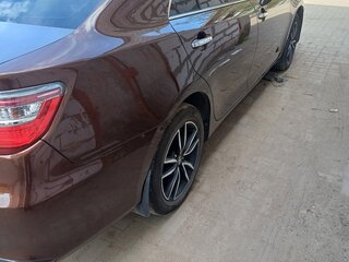 2017 Toyota Camry VII (XV50) Рестайлинг 2, коричневый, 2200000 рублей, вид 3